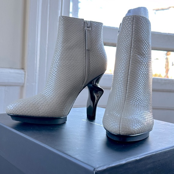 Edgy Twirl Bootie UNITED NUDE - Picture 3 of 4